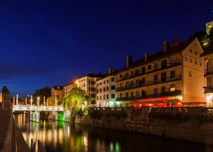 Hostel Adhoc Lublaň